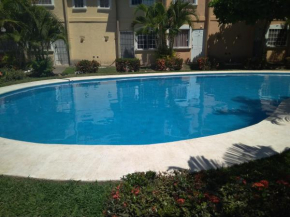Casa con alberca!! Ixtapa Zihuatanejo